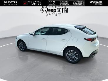 SPOTICAR Mazda 3 2.0 E-skyactiv-g Mhev Se-l Lux Euro 6 (s/s) 5dr Used Car - Saloon Petrol White - Swansea - 1200605335_5