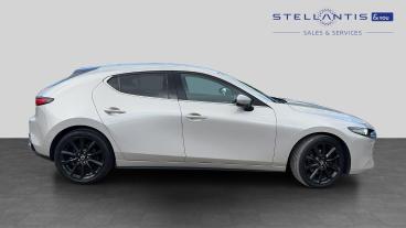 SPOTICAR Mazda 3 2.0 E-skyactiv-x Mhev Takumi Auto Euro 6 (s/s) 5dr Used Car - Saloon Petrol Silver - Salford - 1200608916_2