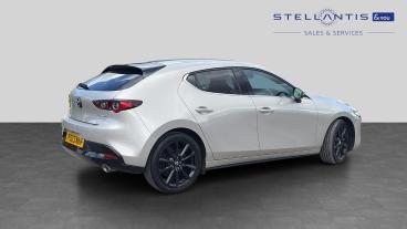 SPOTICAR Mazda 3 2.0 E-skyactiv-x Mhev Takumi Auto Euro 6 (s/s) 5dr Used Car - Saloon Petrol Silver - Salford - 1200608916_3