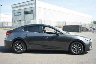 SPOTICAR Mazda 3 2.2 Skyactiv-d Se-l Nav Fastback Euro 6 (s/s) 4dr Used Car - Saloon Diesel Grey - Bromsgrove - 1200620708_5