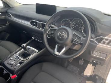 SPOTICAR Mazda Cx-5 2.0 E-skyactiv G Mhev Centre-line Euro 6 (s/s) 5dr Used Car - Suv Petrol White - Cirencester - 1200632653_3