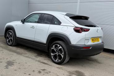 SPOTICAR Mazda Mx-30 17.8kwh R-ev Exclusive-line Auto (s/s) 5dr (range Used Car - Suv Plug-in Hybrid White - Darlington - 1200592074_3
