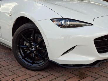SPOTICAR Mazda Mx5 1.5 Skyactiv-g Prime-line Euro 6 (s/s) 2dr Used Car - Saloon Petrol White - Worthing - 1200542515_2