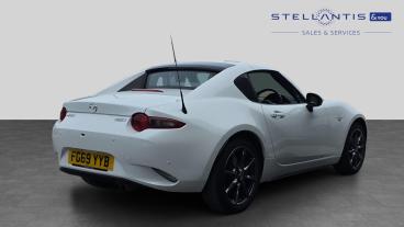 SPOTICAR Mazda Mx5 2.0 Skyactiv-g Gt Sport Nav+ Euro 6 (s/s) 2dr Used Car - Saloon Petrol White - Bristol - 1200623263_3