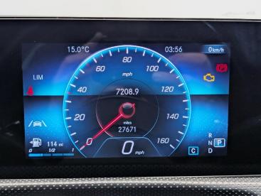 SPOTICAR Mercedes Cla 1.3 Cla200 Amg Line Shooting Brake 7g-dct Euro 6 ( Used Car - Estate Petrol White - County Antrim - 1200564243_4