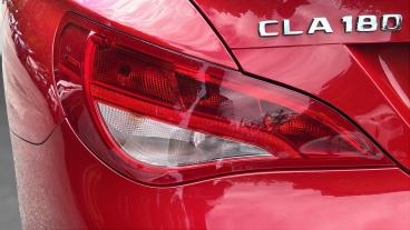 SPOTICAR Mercedes Cla 1.6 Cla180 Amg Line Edition Coupe Euro 6 (s/s) 4dr Used Car - Saloon Petrol Red - Stockport - 1200612308_5