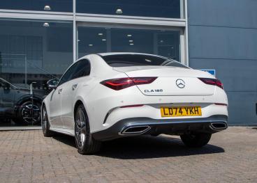 SPOTICAR Mercedes Cla 1.3 Cla180h Mhev Amg Line (executive) Coupe 7g-dct Used Car - Saloon Hybrid White - Aldershot - 1200625222_4