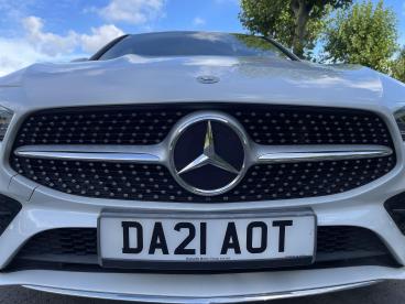 SPOTICAR Mercedes Cla 1.3 Cla200 Amg Line Coupe 7g-dct Euro 6 (s/s) 4dr Used Car - Saloon Petrol White - Swansea - 1200645057_4