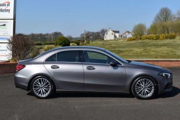 SPOTICAR Mercedes A Class Classe A 1.3 A200 Sport Edition (executive) 7g-dct Euro 6 ( Used Car - Saloon Petrol Grey - Ballymena County Antrim - 1200559793_3