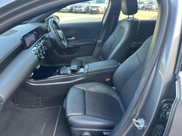 SPOTICAR Mercedes A Class Classe A 1.3 A180 Sport (executive) 7g-dct Euro 6 (s/s) 5dr Used Car - Saloon Petrol Grey - Billinghay - 1200575390_4