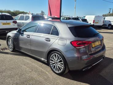 SPOTICAR Mercedes A Class Classe A 1.3 A180 Sport Edition (executive) 7g-dct Euro 6 ( Used Car - Saloon Petrol Grey - Boston - 1200591211_4