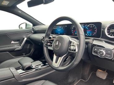 SPOTICAR Mercedes A Class Classe A 1.3 A200 Sport (executive) 7g-dct Euro 6 (s/s) 5dr Used Car - Saloon Petrol Silver - Ross-on-wye - 1200618851_4