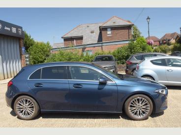 SPOTICAR Mercedes A Class Classe A 1.3 A200 Sport Edition (executive) 7g-dct Euro 6 ( Used Car - Saloon Petrol Blue - Pulborough - 1200619097_3