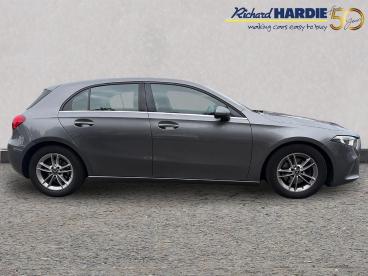 SPOTICAR Mercedes A Class Classe A 1.5 A180d Se 7g-dct Euro 6 (s/s) 5dr Used Car - Saloon Diesel Grey - Ashington - 1200630773_5