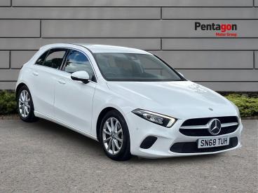 SPOTICAR Mercedes A Class Classe A 1.5 A180d Sport (executive) 7g-dct Euro 6 (s/s) 5d Used Car - Saloon Diesel White - Lincoln - 1200632320_1