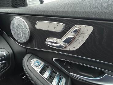 SPOTICAR Mercedes C Class Classe C 2.1 C220d Amg Line (premium Plus) G-tronic+ Euro 6 Used Car - Saloon Diesel White - Bulkington - 1200569851_5