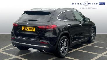 SPOTICAR Mercedes Gla 1.3 Gla180 Amg Line (premium) 7g-dct Euro 6 (s/s) Used Car - Suv Petrol Black - Chingford - 1200544760_3