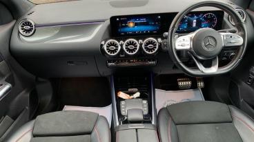 SPOTICAR Mercedes Gla 1.3 Gla200 Amg Line (premium) 7g-dct Euro 6 (s/s) Used Car - Suv Petrol Red - Newport - 1200552250_4