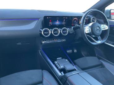 SPOTICAR Mercedes Gla 2.0 Gla220d Amg Line (premium Plus) 8g-dct 4matic Used Car - Suv Diesel Silver - Ashington - 1200562928_3