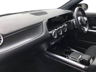 SPOTICAR Mercedes Gla 1.3 Gla200 Amg Line (premium) 7g-dct Euro 6 (s/s) Used Car - Suv Petrol Black - Bangor - 1200591149_5