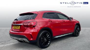 SPOTICAR Mercedes Gla 1.6 Gla200 Amg Line Edition 7g-dct Euro 6 (s/s) 5d Used Car - Suv Petrol Red - Nottingham - 1200606573_3
