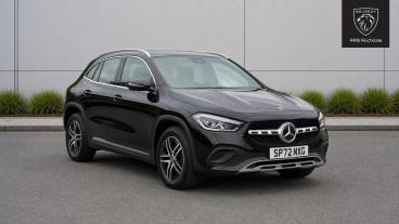 SPOTICAR Mercedes Gla 1.3 Gla200 Sport (executive) 7g-dct Euro 6 (s/s) 5 Used Car - Suv Petrol Black - Rochdale - 1200610305_1