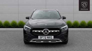 SPOTICAR Mercedes Gla 1.3 Gla200 Sport (executive) 7g-dct Euro 6 (s/s) 5 Used Car - Suv Petrol Black - Rochdale - 1200610305_2