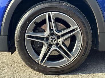 SPOTICAR Mercedes Glb 1.3 Glb200 Amg Line (premium) 7g-dct Euro 6 (s/s) Used Car - Suv Petrol Blue - Swindon - 1200620978_4