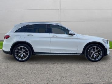 SPOTICAR Mercedes Glc 2.0 Glc300d Amg Line (premium Plus) G-tronic+ 4mat Used Car - Suv Diesel White - Selby - 1200541395_4