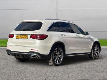 SPOTICAR Mercedes Glc 2.0 Glc300d Amg Line (premium Plus) G-tronic+ 4mat Used Car - Suv Diesel White - Selby - 1200541395_5