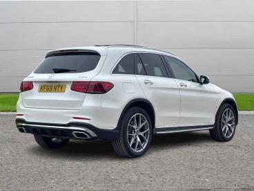 SPOTICAR Mercedes Glc 2.0 Glc300 Mhev Amg Line (premium Plus) G-tronic+ Used Car - Suv Petrol White - Selby - 1200549918_5