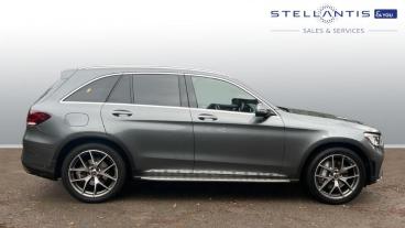 SPOTICAR Mercedes Glc 2.0 Glc300d Amg Line (premium Plus) G-tronic+ 4mat Used Car - Suv Diesel Grey - Stockport - 1200560634_2
