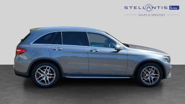 SPOTICAR Mercedes Glc 2.1 Glc220d Amg Line (premium) G-tronic 4matic Eur Used Car - Suv Diesel Grey - Walton On Thames - 1200626045_2