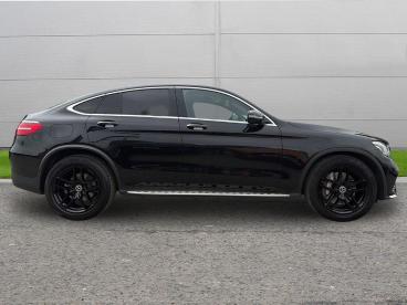 SPOTICAR Mercedes Glc 3.0 Glc350d V6 Amg Line (premium) Coupe G-tronic 4 Used Car - Suv Diesel Black - Selby - 1200640126_4