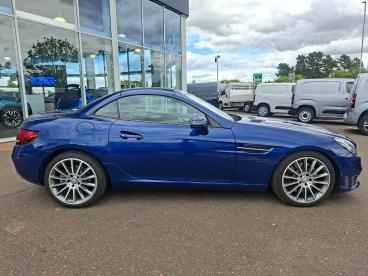 SPOTICAR Mercedes Slc 2.1 Slc250d Amg Line G-tronic Euro 6 (s/s) 2dr Used Car - Saloon Diesel Blue - Boston - 1200608368_2