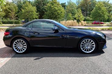 SPOTICAR Mercedes Slc 2.1 Slc250d Amg Line G-tronic Euro 6 (s/s) 2dr Used Car - Saloon Diesel Black - Littlehampton - 1200624186_2