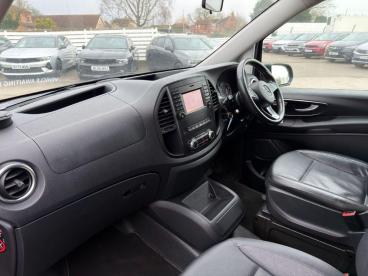SPOTICAR Mercedes Vito 2.1 119 Cdi Bluetec Sport Crew Van G-tronic+ Rwd L Used Car - Commercial Vehicle Diesel Brown - Billinghay - 1200575384_3