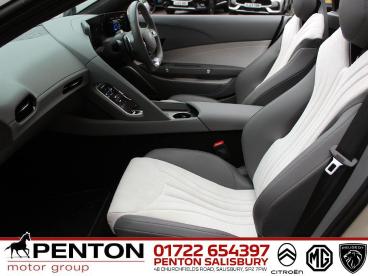 SPOTICAR Mg Cyberster 77kwh Trophy Auto 2dr Used Car - Saloon Electric White - Salisbury - 1200576939_2