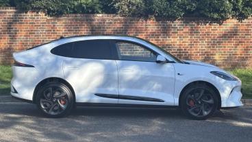 SPOTICAR Mg Im6 100kwh Launch Edition Auto 4wd 5dr Used Car - Suv Electric  - Hemel Hempstead - 1200555739_4