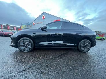 SPOTICAR Mg Im6 100kwh Long Range Auto 5dr Used Car - Suv Electric Black - Enniskillen - 1200568580_4