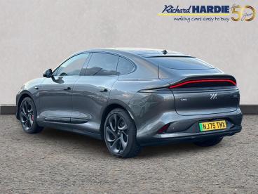 SPOTICAR Mg Im6 100kwh Launch Edition Auto 4wd 5dr Used Car - Suv Electric Silver - Ashington - 1200570003_2