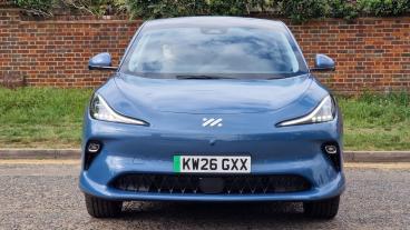SPOTICAR Mg Im6 100kwh Launch Edition Auto 4wd 5dr Used Car - Suv Electric  - Hemel Hempstead - 1200603642_3