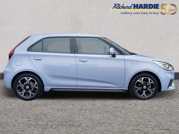 SPOTICAR Mg 3 Mg3 1.5 Vti-tech Exclusive Nav Euro 6 (s/s) 5dr Used Car - Saloon Petrol Silver - Ashington - 1200536282_5