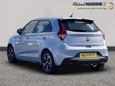 SPOTICAR Mg 3 Mg3 1.5 Vti-tech Exclusive Nav Euro 6 (s/s) 5dr Used Car - Saloon Petrol Silver - Ashington - 1200544736_2