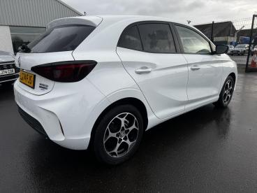 SPOTICAR Mg 3 Mg3 1.5 Hybrid+ Trophy Auto Euro 6 (s/s) 5dr Used Car - Saloon Hybrid White - Enniskillen - 1200563361_5