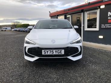 SPOTICAR Mg 3 Mg3 1.5 Se Euro 6 (s/s) 5dr Used Car - Saloon Petrol White - Inverness - 1200573203_2