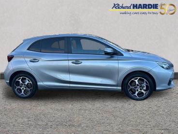 SPOTICAR Mg 3 Mg3 1.5 Hybrid+ Trophy Auto Euro 6 (s/s) 5dr Used Car - Saloon Hybrid Silver - Ashington - 1200573543_5