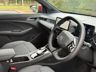 SPOTICAR Mg 3 Mg3 1.5 Hybrid+ Trophy Auto Euro 6 (s/s) 5dr Used Car - Saloon Hybrid Red - Balsall Common - 1200579402_3