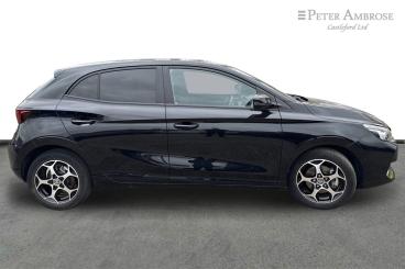 SPOTICAR Mg 3 Mg3 1.5 Hybrid+ Trophy Auto Euro 6 (s/s) 5dr Used Car - Saloon Hybrid Black - Castleford - 1200584349_2