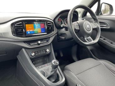 SPOTICAR Mg 3 Mg3 1.5 Vti-tech Excite Euro 6 (s/s) 5dr Used Car - Saloon Petrol Black - Ashington - 1200587678_3
